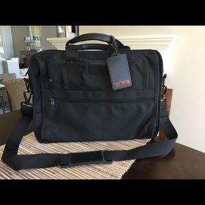 Tumi Nylon Briefcase (original owner)